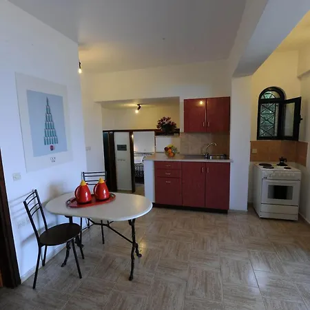 Flisvos Hotel 3*