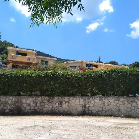Hotel Flisvos 3*